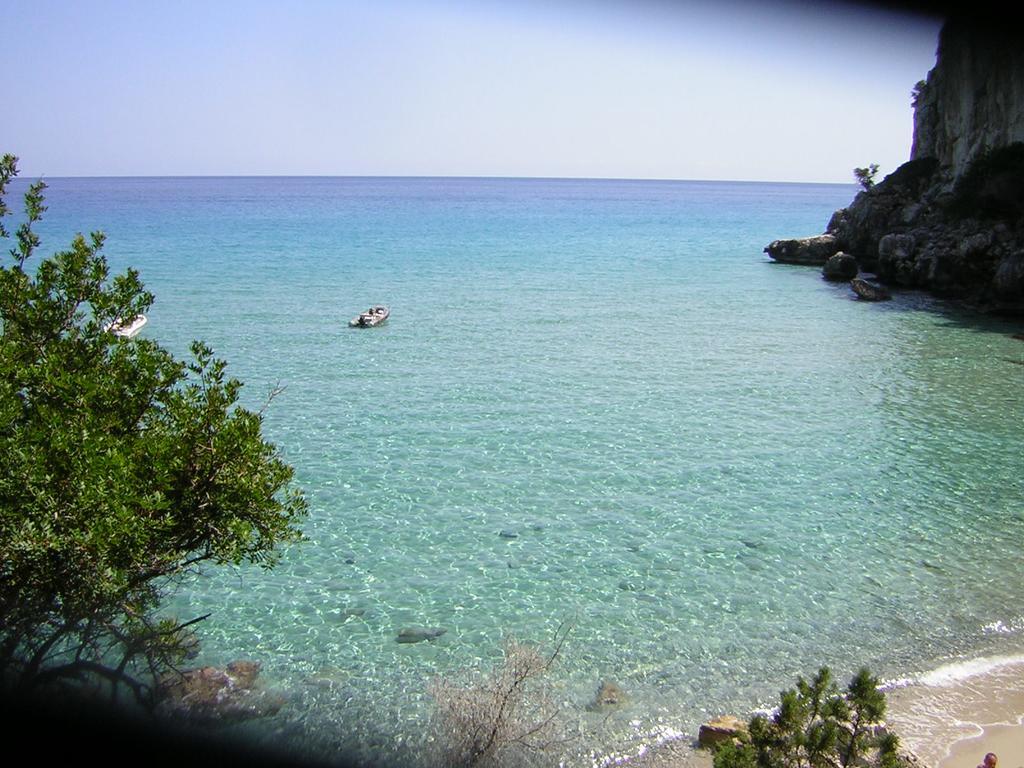 Casa Vacanze Villa Rosa Cala Gonone Exterior photo